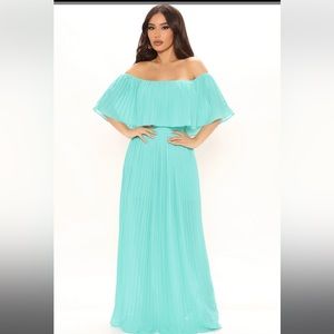 Fashion Nova Maxi Pleated Dress
